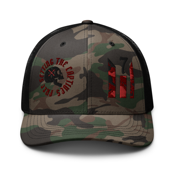 BLACK SKULL Camouflage trucker hat